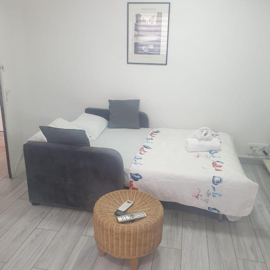 לופית 10לימור Lägenhet Eilat Exteriör bild